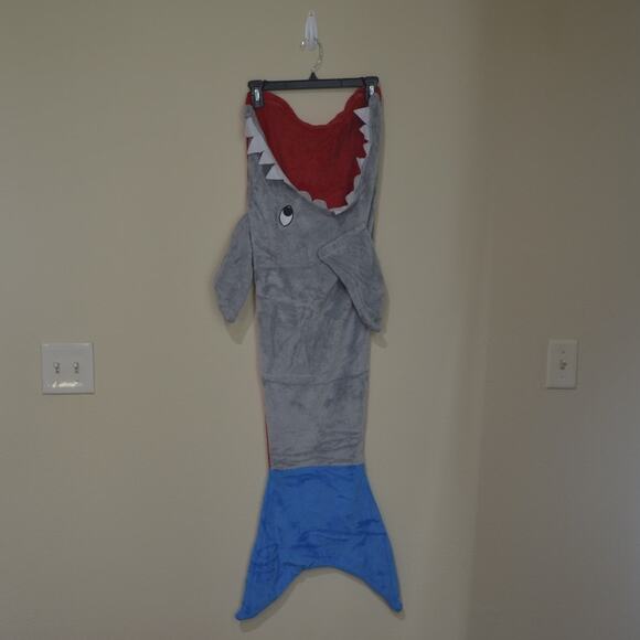 Shark Blanket Kids Mouth Fleece Sleeping Bag Gray Blue OS - Picture 2 of 15